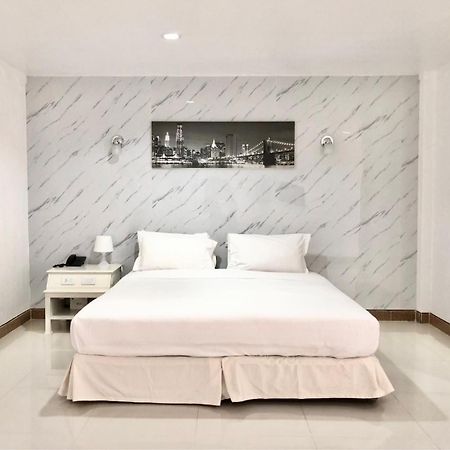 Dad D Resort By Lopburi Inn Resort Eksteriør billede