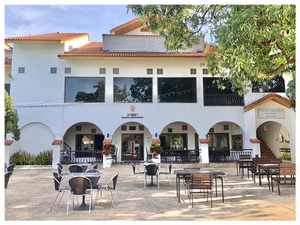 Dad D Resort By Lopburi Inn Resort Eksteriør billede