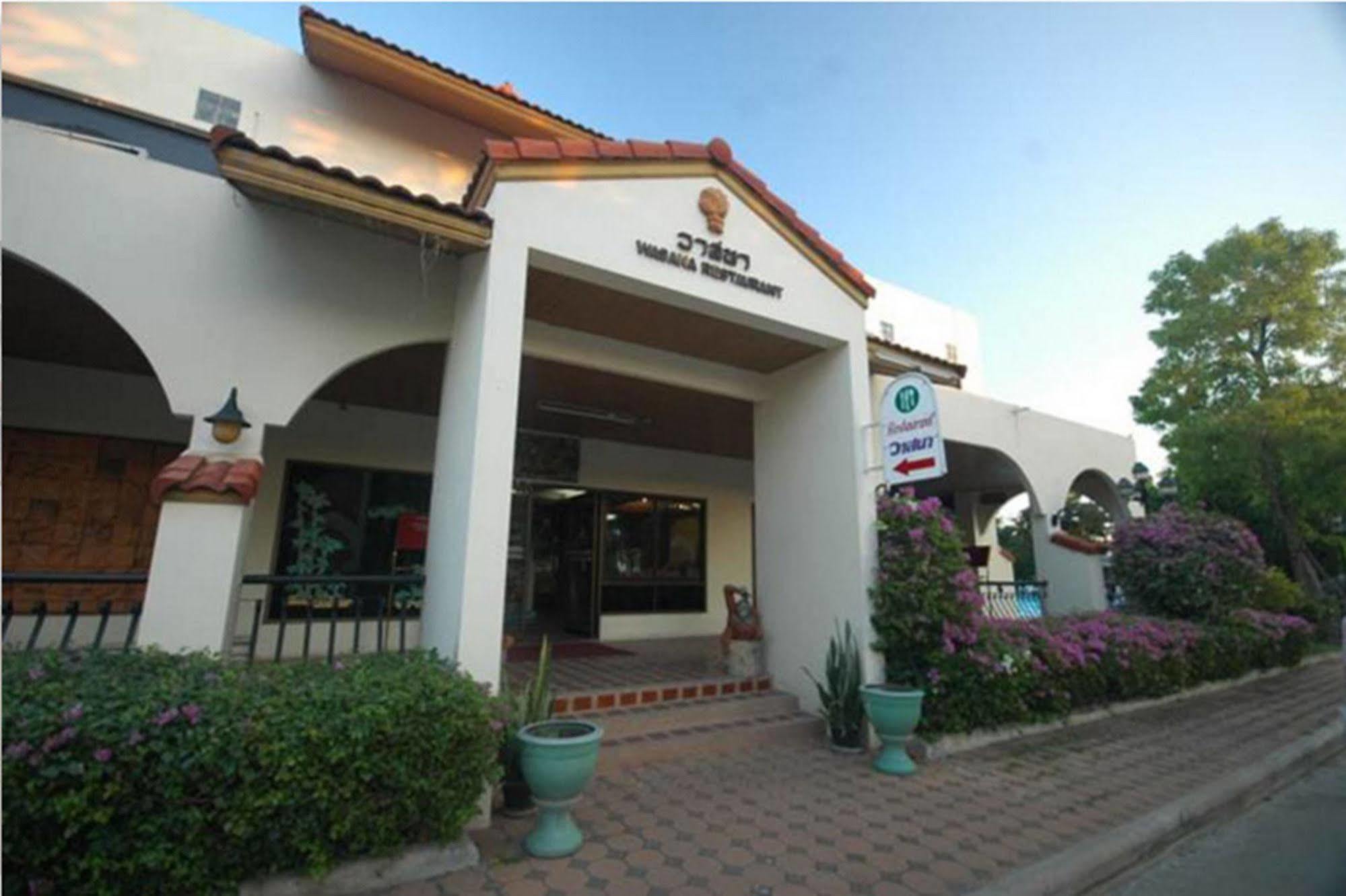 Dad D Resort By Lopburi Inn Resort Eksteriør billede