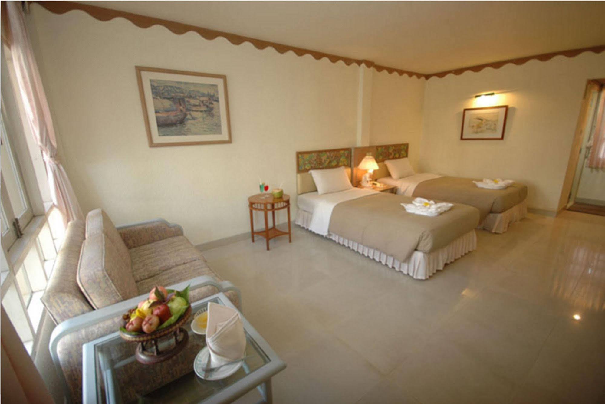 Dad D Resort By Lopburi Inn Resort Eksteriør billede